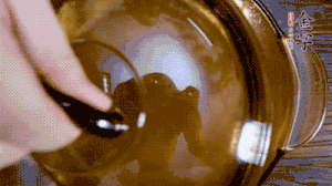 加山藥、毛豆再煮15分鐘。