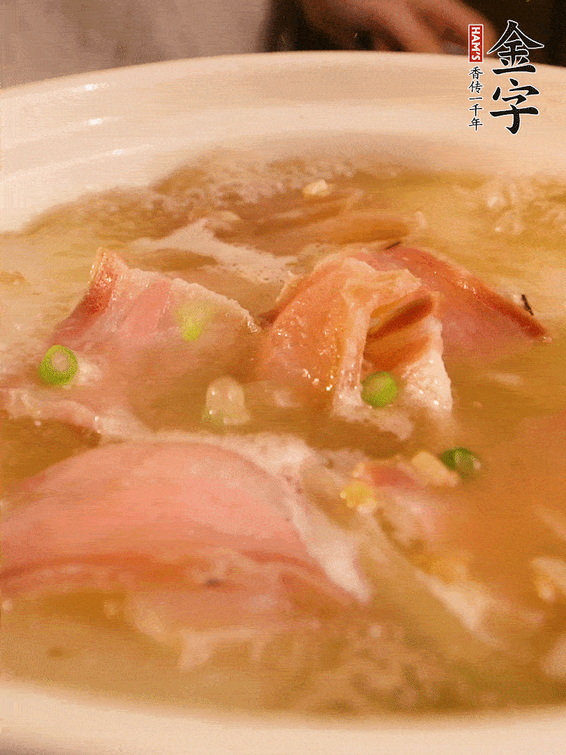 最后撒點蔥花。