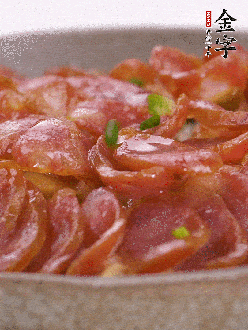 水開后放入，大火蒸10分鐘，關(guān)火燜2分鐘。