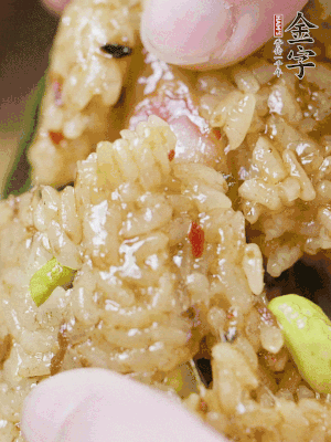 冷水下鍋煮3-4小時(shí)。